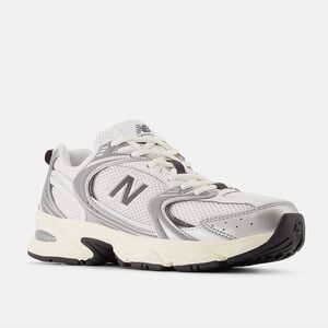 New Balance 530 Size 10.5 in Silver Metallic with Black Cement